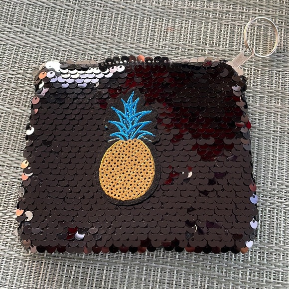 #7P Small Sequined Star Pouch Keychain - Picture 6 of 8